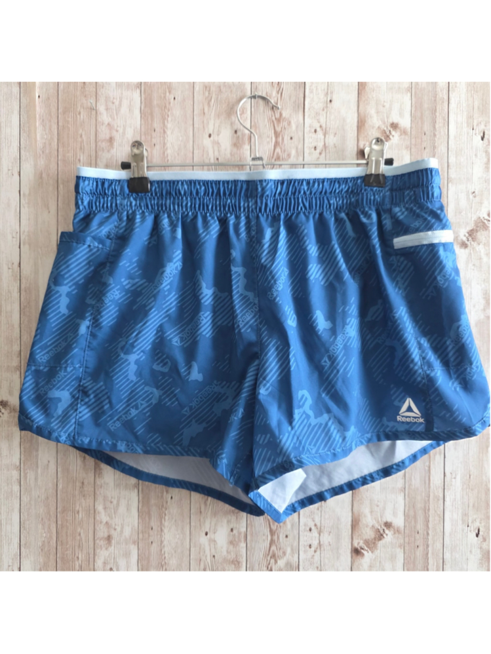 Women's Reebok Athletic Shorts Size S Blue White Patterned